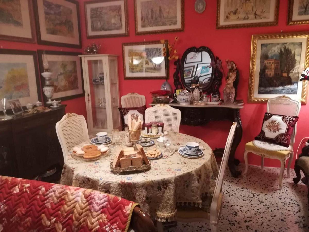 Domus Aurea Bed & Breakfast Oristano